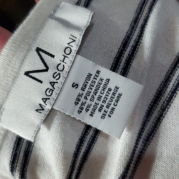 Magaschoni soft light knit striped long sleeve top - Picture 6 of 6